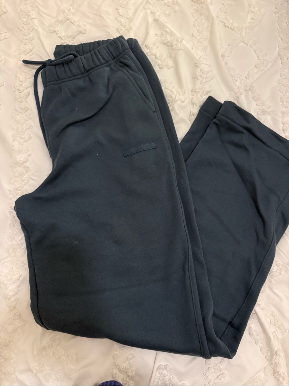 women’s savage x fenty sweatpants green
